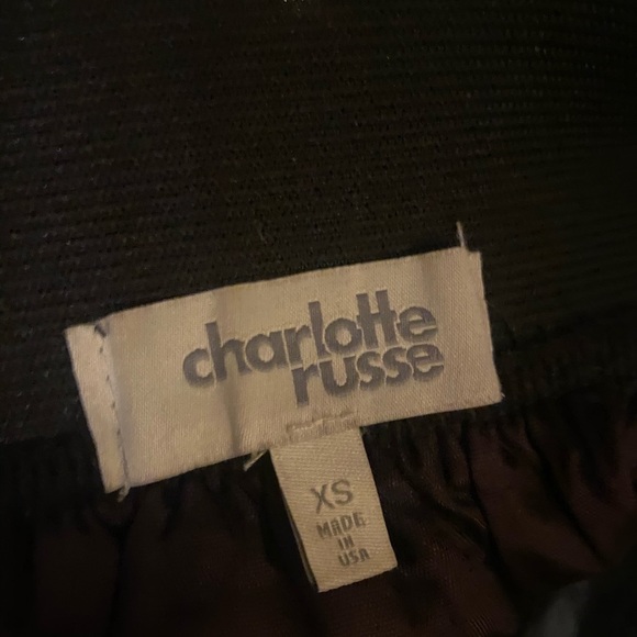 Black Faux Feather Fuzzy Material Skirt - Picture 2 of 2